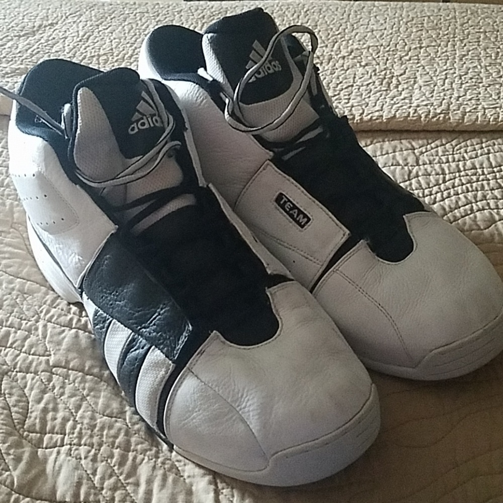 Adias team basketball shoes